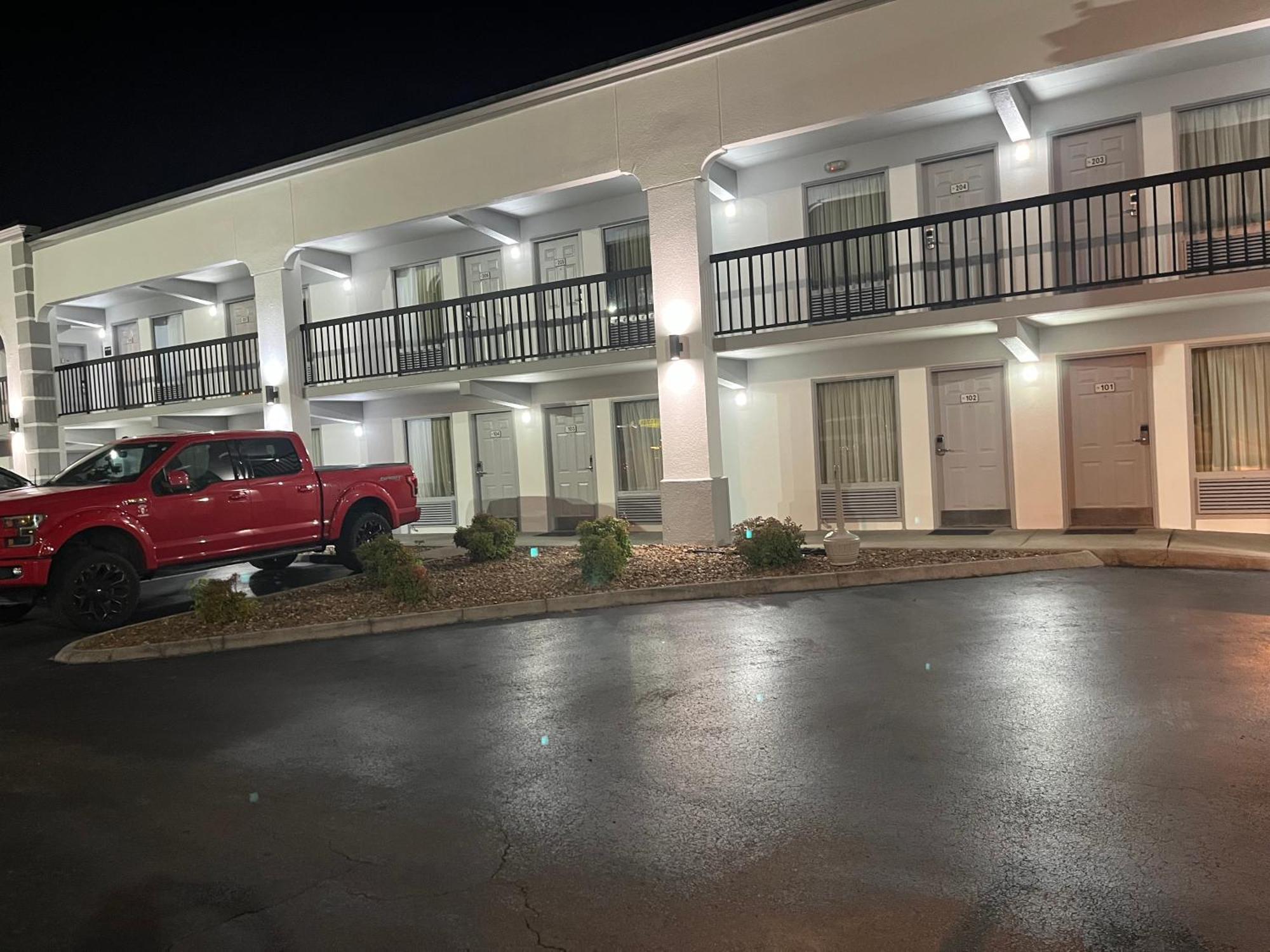 Super 8 By Wyndham Knoxville West/Farragut Zewnętrze zdjęcie