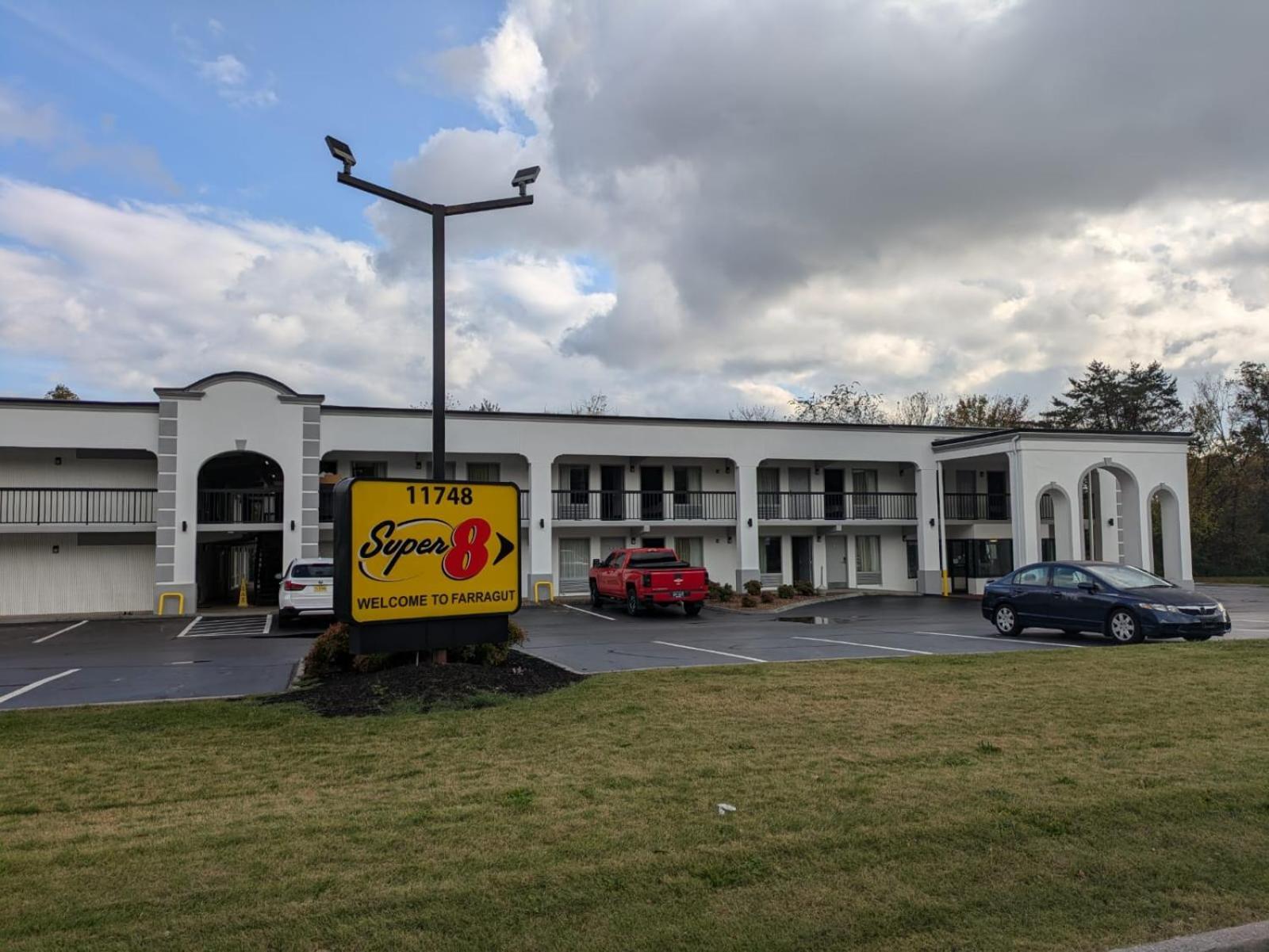 Super 8 By Wyndham Knoxville West/Farragut Zewnętrze zdjęcie