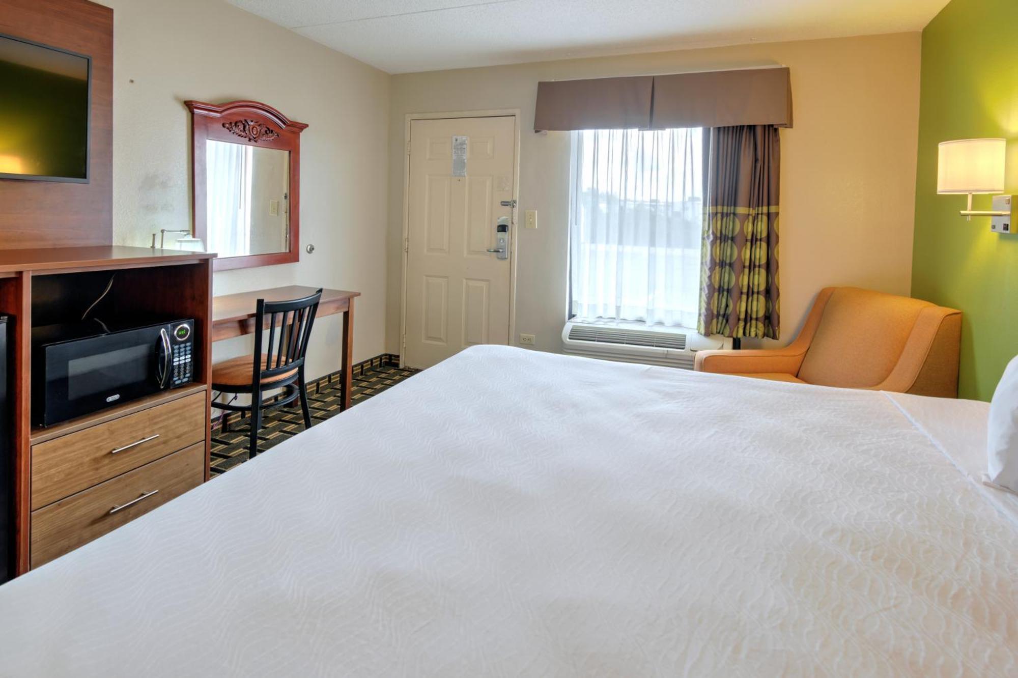 Super 8 By Wyndham Knoxville West/Farragut Zewnętrze zdjęcie
